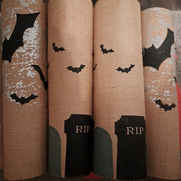 Bats Halloween Placemats (Set of 4) - Picture 4 of 4